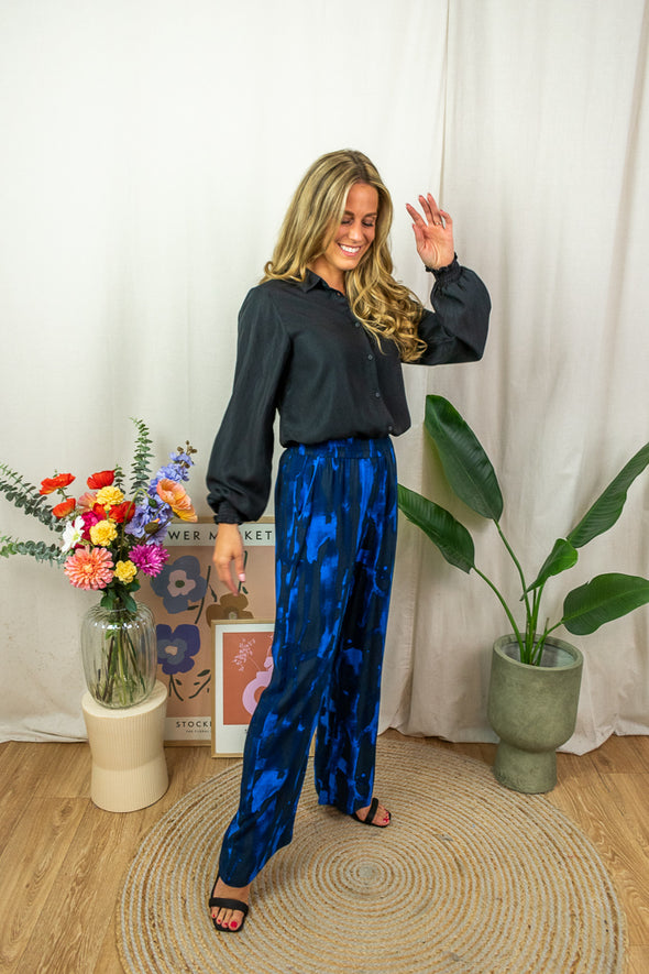 Chynette Blouse - Black