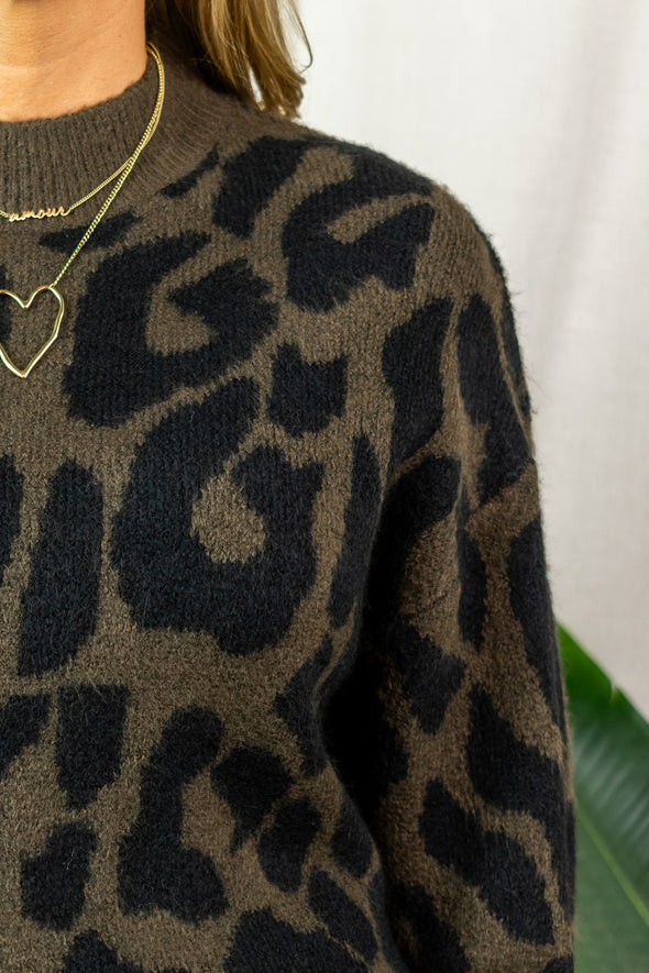 Elanor Pull - Dark Khaki