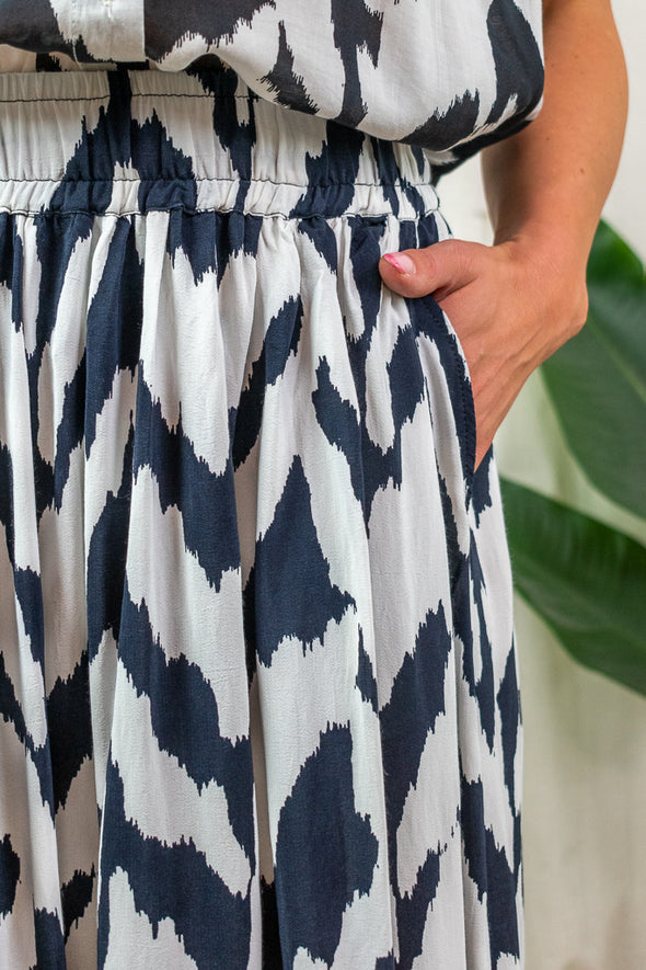 Khloe Skirt - Black Print