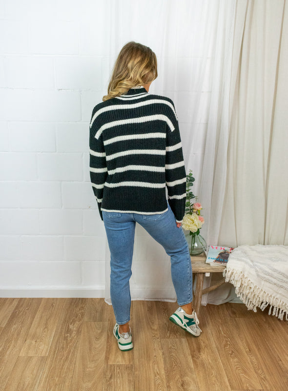 Justy Runa Pull - Black