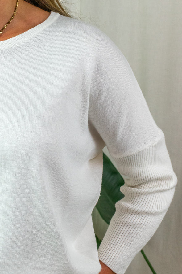 Mila Pullover - White