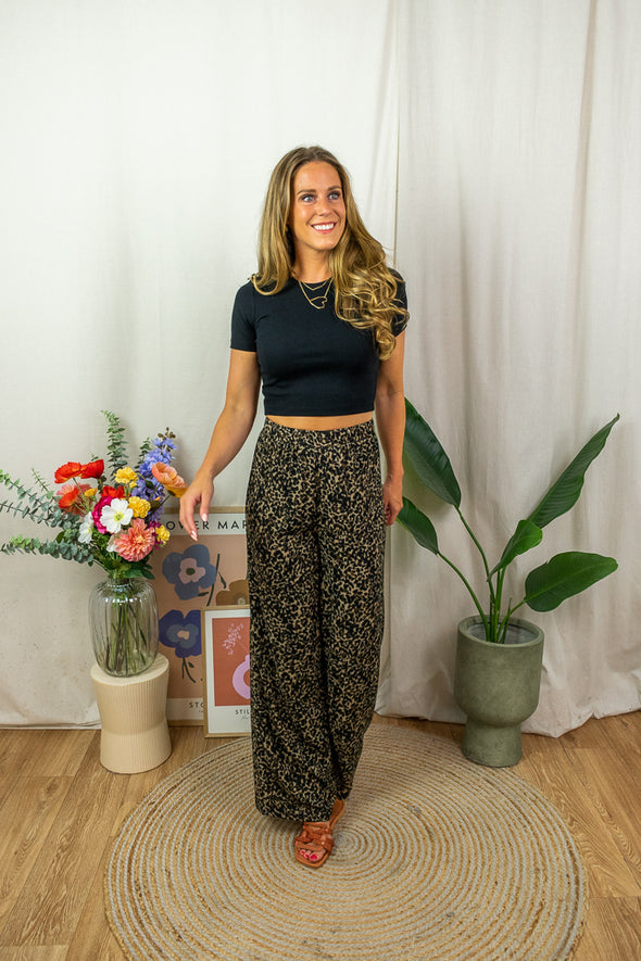 Florie Crop T-Shirt - Black