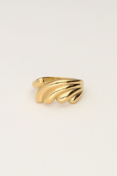 Statement ring met golf structuur - Goud