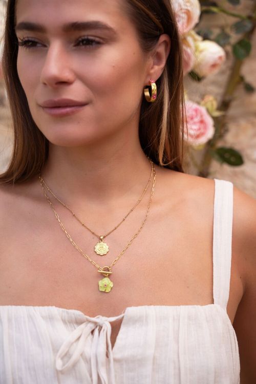 Ketting met lime hibiscus bloem